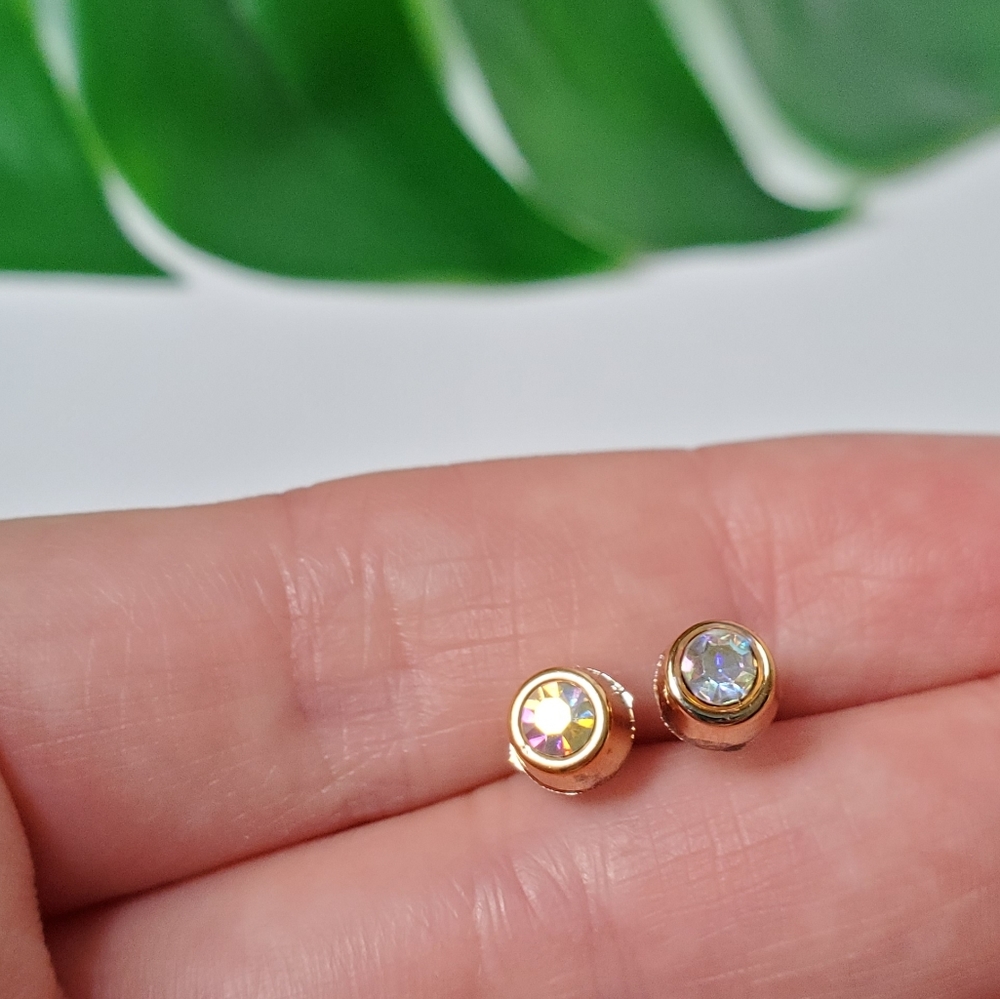 Hypoallergenic Plastic Studs Earrings